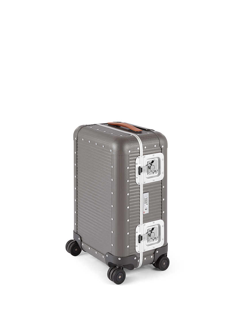 表参道店限定カラーあり】【BANK SPINNER 55M】キャビン(Cabin