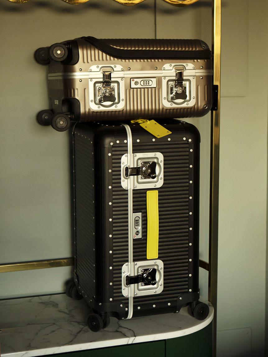 BANK TRUNK ON WHEELS】チェックイントランク(Check-in L) │ 【公式