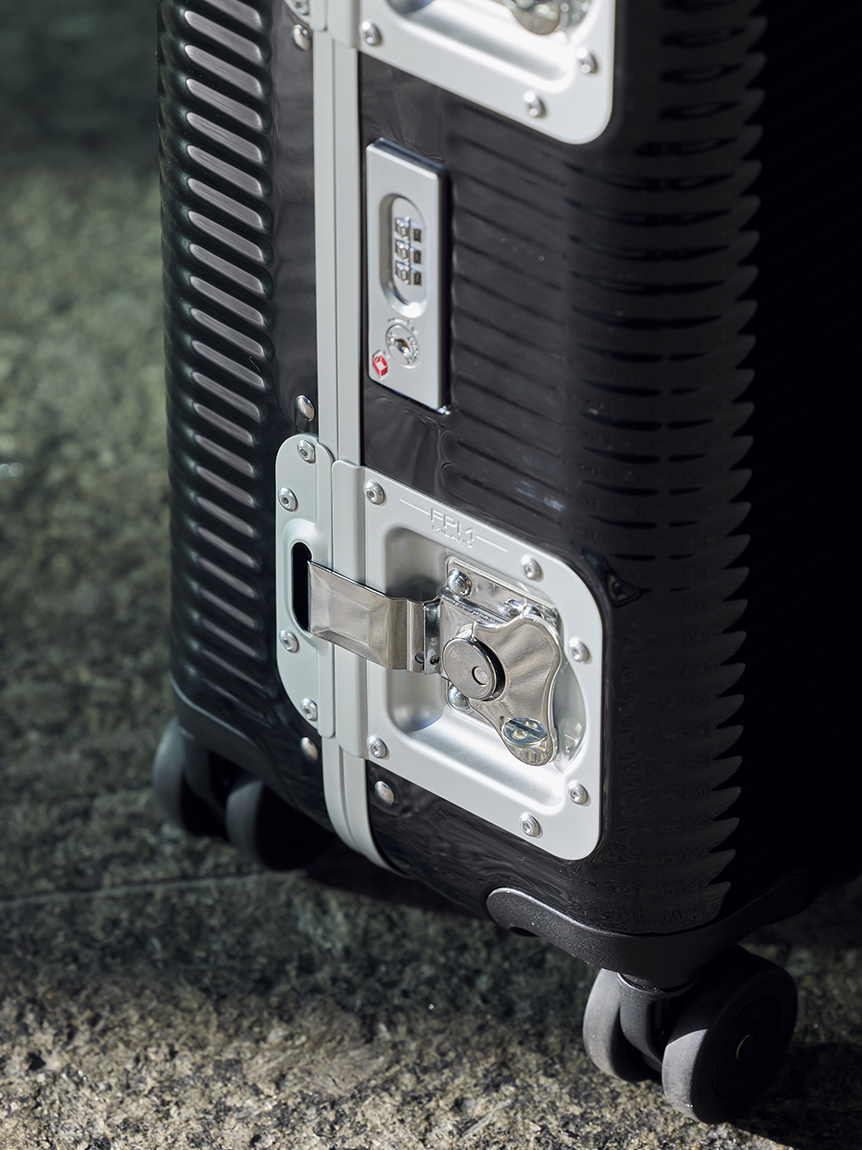 BANK LIGHT SPINNER 55】キャビン(Cabin) │ 【公式】FPM Milano