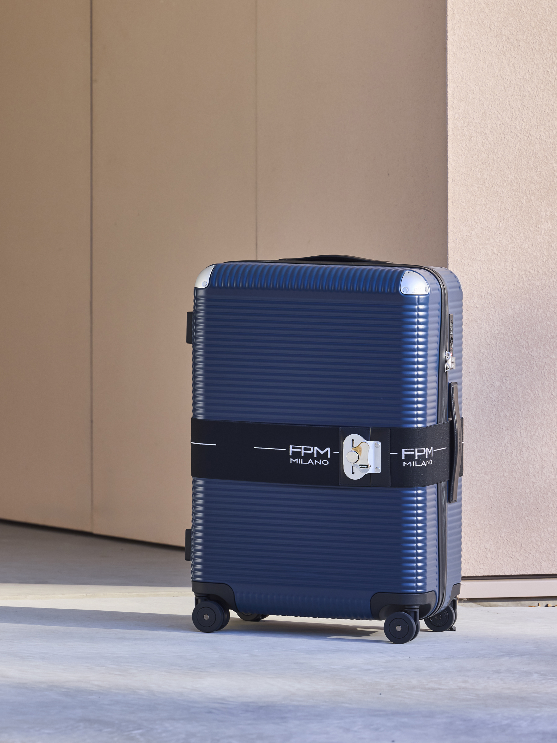 FPM Milano ネオプレントロリーカバー チェックイントランク用