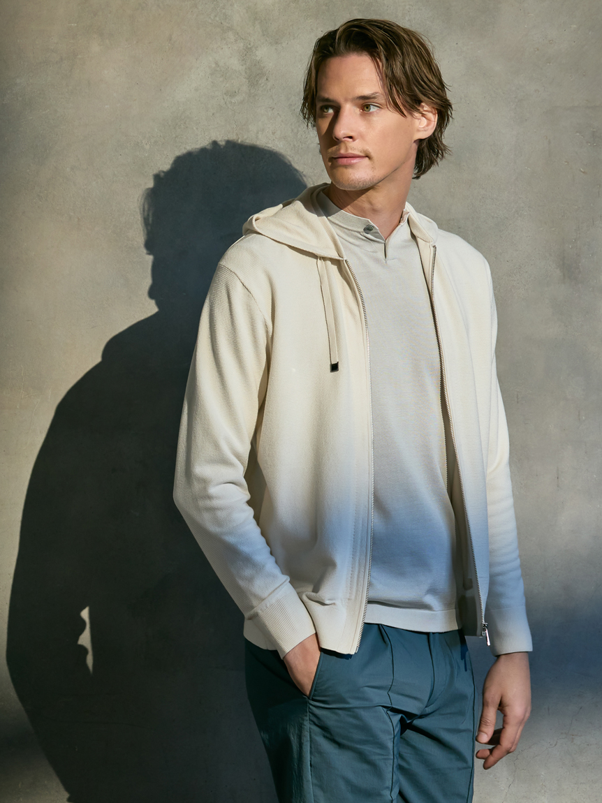 LUME ジップアップパーカ