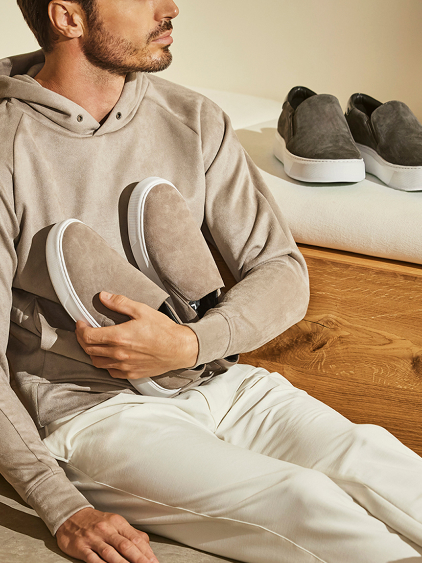 【追跡あり!】ALDO レザー スエード スリッポン スニーカー 追跡あり!】ALDO レザー スエード スリッポン スニーカー