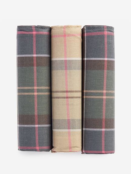 Barbour バブアー 代官山店ノベルティエプロントートバッグハンカチセット バブアー」初の路面店が代官山に誕生。トートにハンカチ