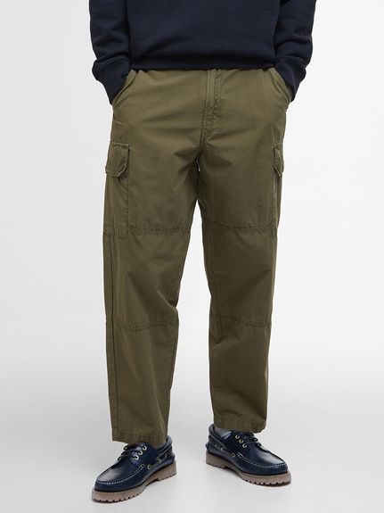 【Toteme】リラックスフィットのチノパンツ 07f3c830cbbc1a2e60c42c8de9a8ae