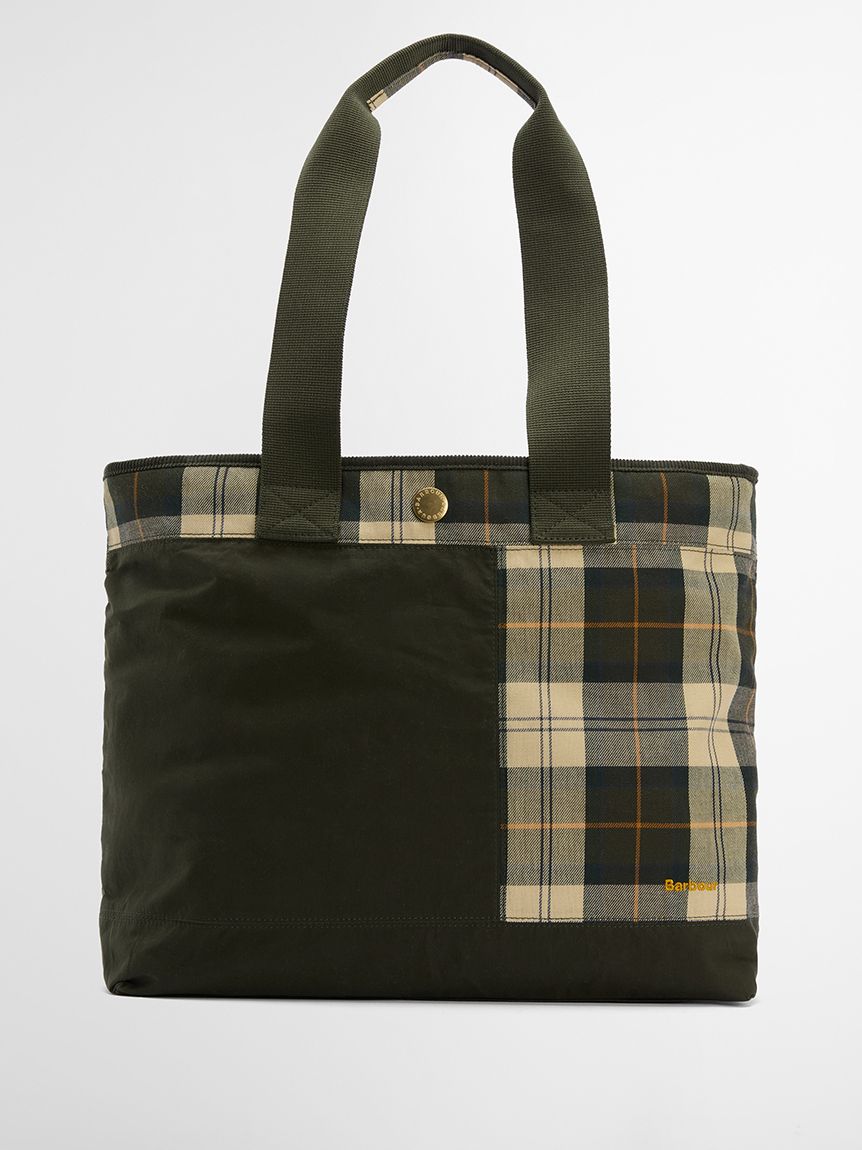Barbour International Knockhill ホールデール 旅行かばん Barbour（バブアー）の“ちょい渋”バッグがサマースタイルにえぇ