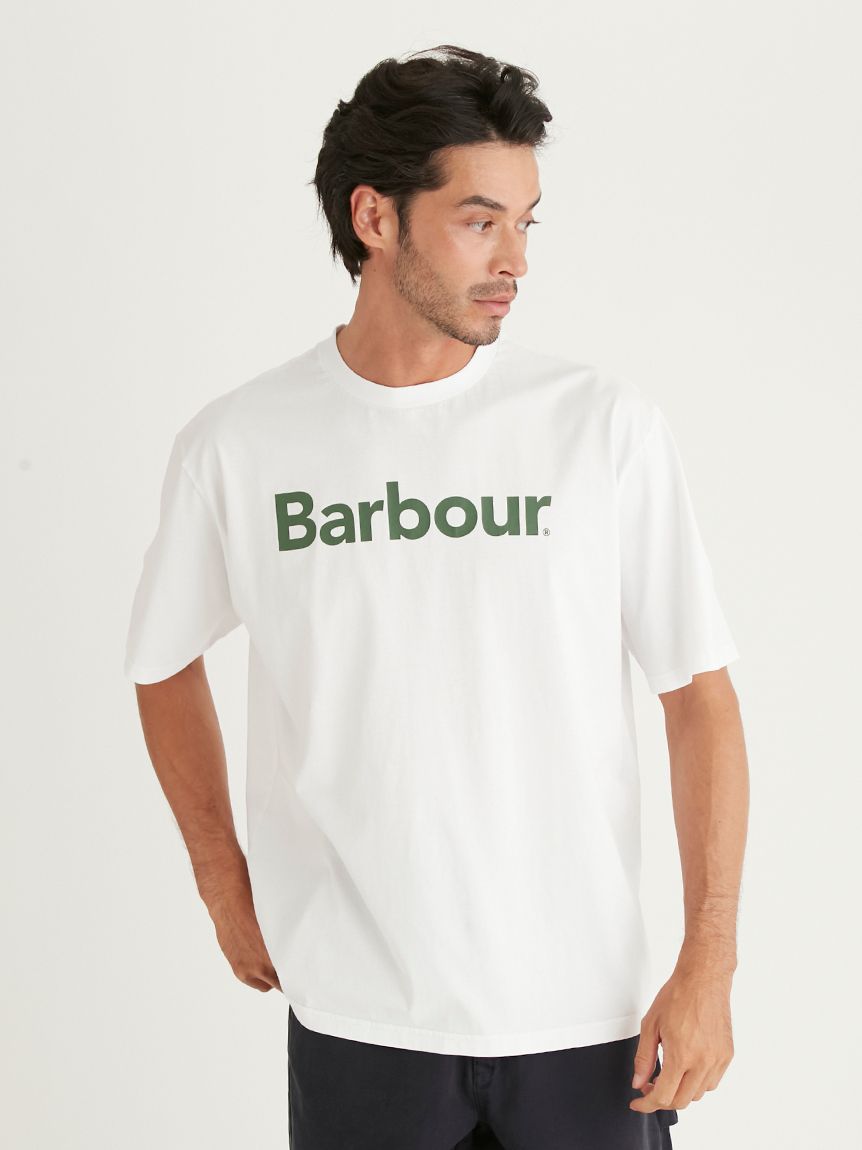 ビーコンロゴＴシャツ(TOPS)｜Barbour（バブアー）の通販サイト 【公式】