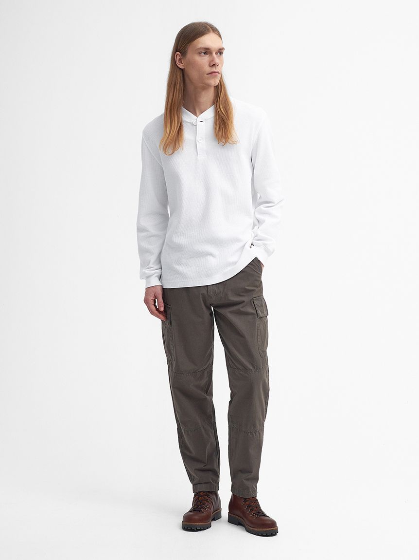Barbour × BARACUTA》ヘンリーネック Tシャツ（リラックス