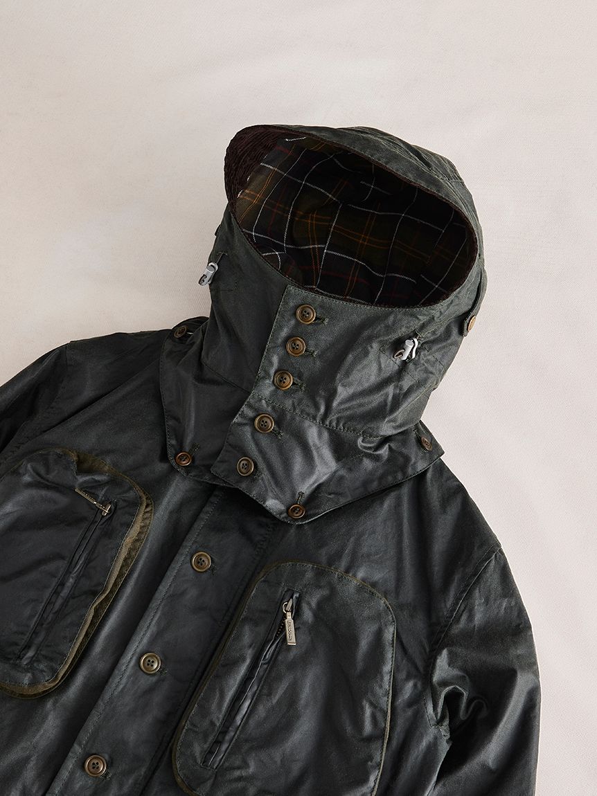 Barbour × TO KI TO》アウトランド ワックス コットン ブルゾン(ワックスジャケット)｜JACKETS&COAT｜Barbour（ バブアー）の通販サイト 【公式】