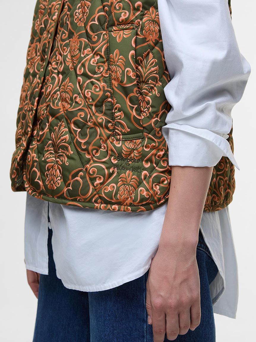 p様 Barbour ファー キルティングベスト サイズ10 p様 Barbour ファー キルティングベスト サイズ10 キルティング ファー