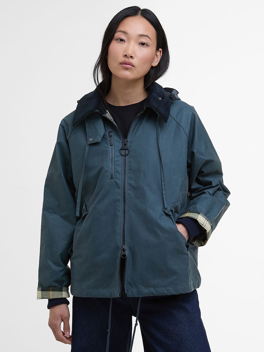 美品バブアー固定一体型フード付き　38 Barbourバブアービューフォート38 着用感少black 別売りのフード付き