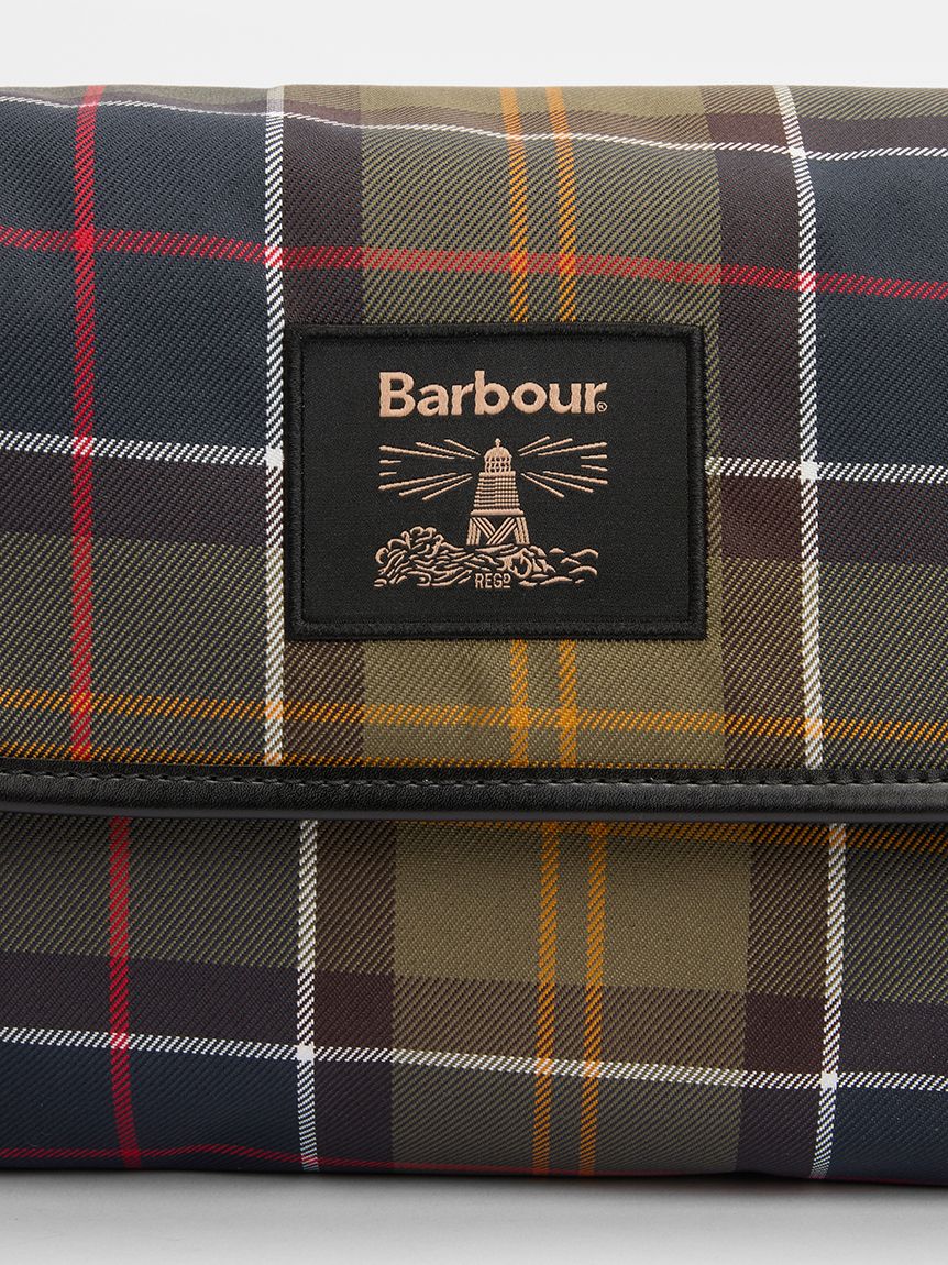 タータンチェック ハンギング バッグ｜バッグ｜バッグ｜バブアー公式