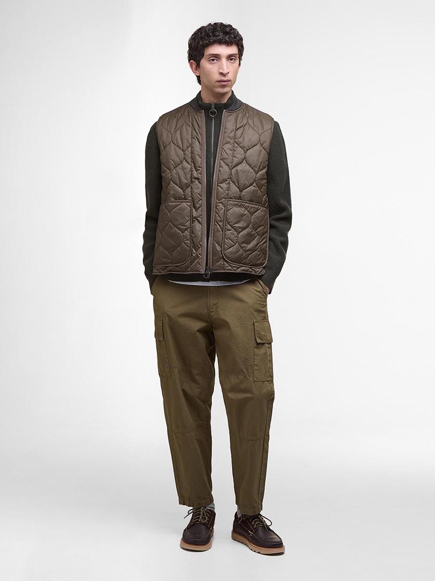 牛皮革キルティングベスト Re-Engineered / リ エンジニアード