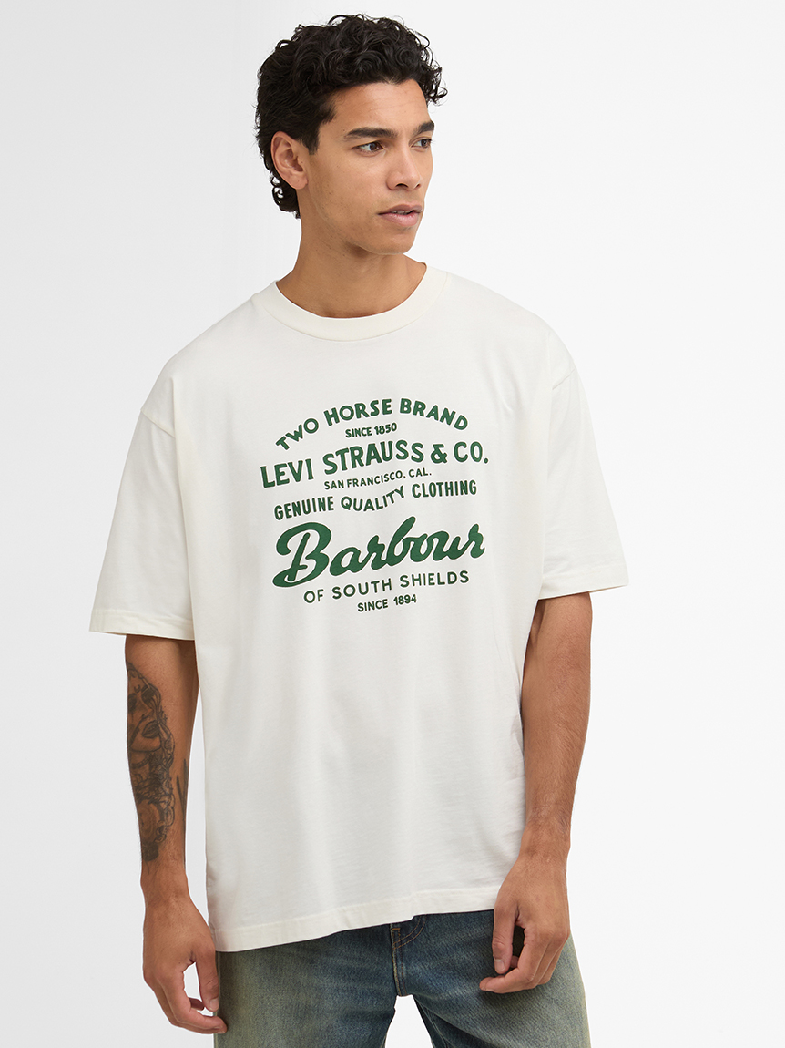 Barbour バブアー Levi's リーバイス 252MTS1513 × Levi's リーバイス グラフィック プリント 半袖 Tシャツ カーキ系 L【新古品】【未使用】【中古】 Barbour × Levi's》グラフィックTシャツ｜Tシャツ｜トップス｜バブアー