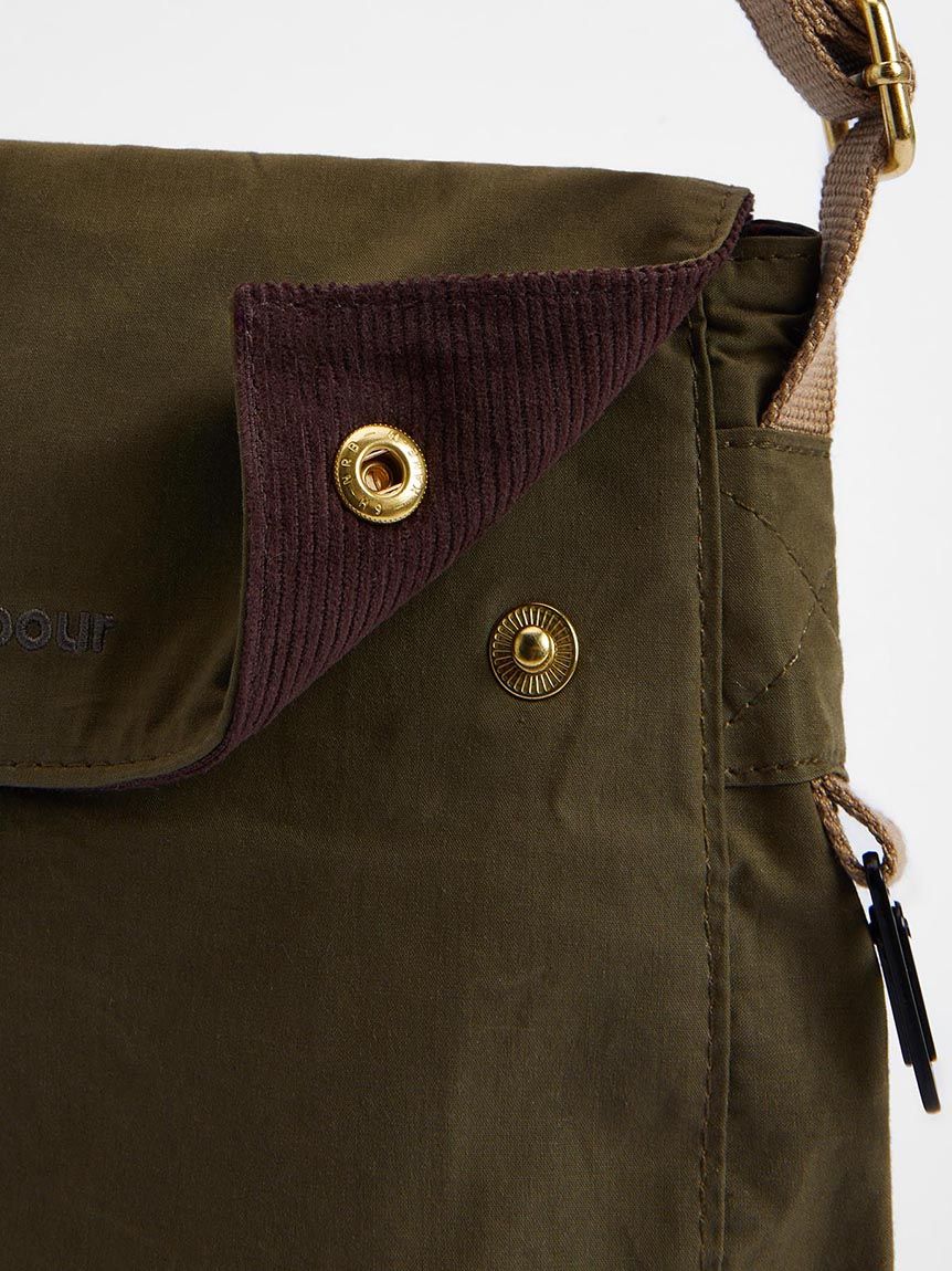 BARBOUR INTERNATIONAL★クロスボディバッグ Barbour バブアー トランスポート クロスボディ バッグ ビデイル