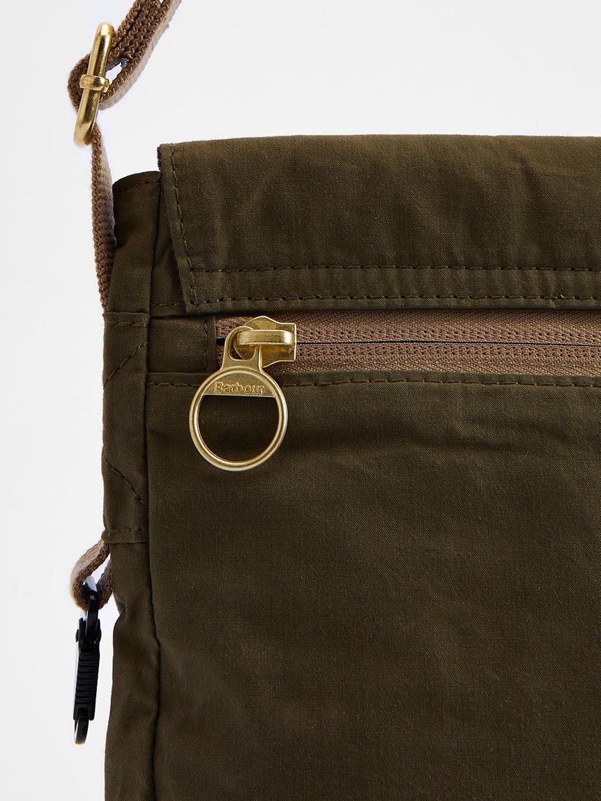 BARBOUR　バブアーインターナショナル　クロスボディバッグ　ブラック 楽天市場】バブアー BARBOUR クロスボディーバッグ TRANSPORT