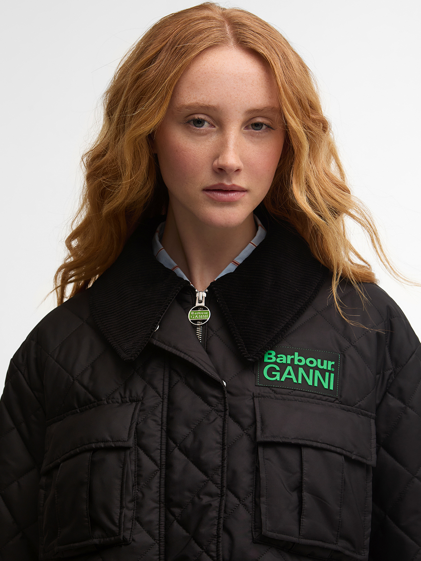 Barbour × GANNI》2WAY ペプラム キルティングコート｜ワックス