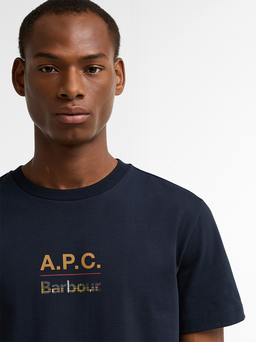 Barbour × A.P.C.》フロントロゴTシャツ｜Tシャツ｜トップス｜バブアー