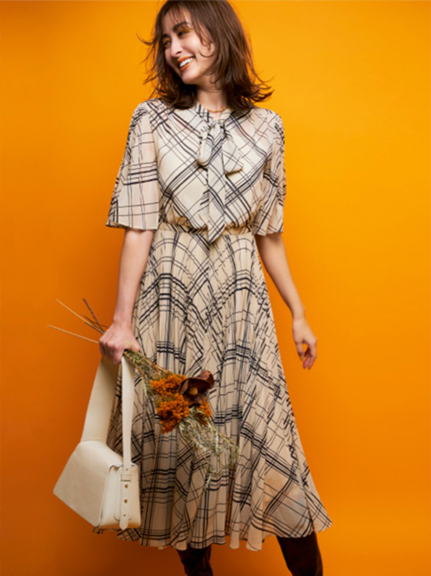 バリエーションプリーツワンピース 布帛ワンピース Dress ドレス Celford セルフォード の通販サイト 公式