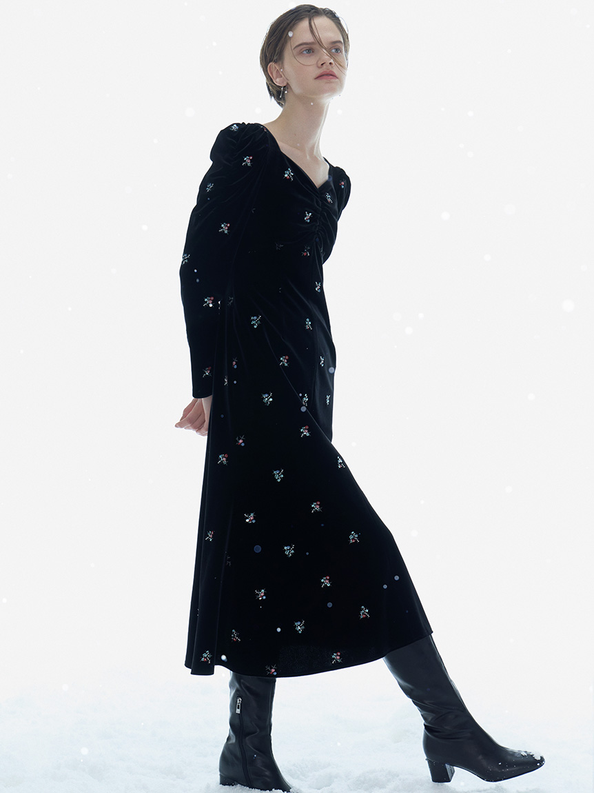 極美品 デイジーリン フォーフォクシー 現行 ベロアワンピース ブラック 楽天市場】DAISY LIN デイジーリン 【新品同様◇定価7万1280円