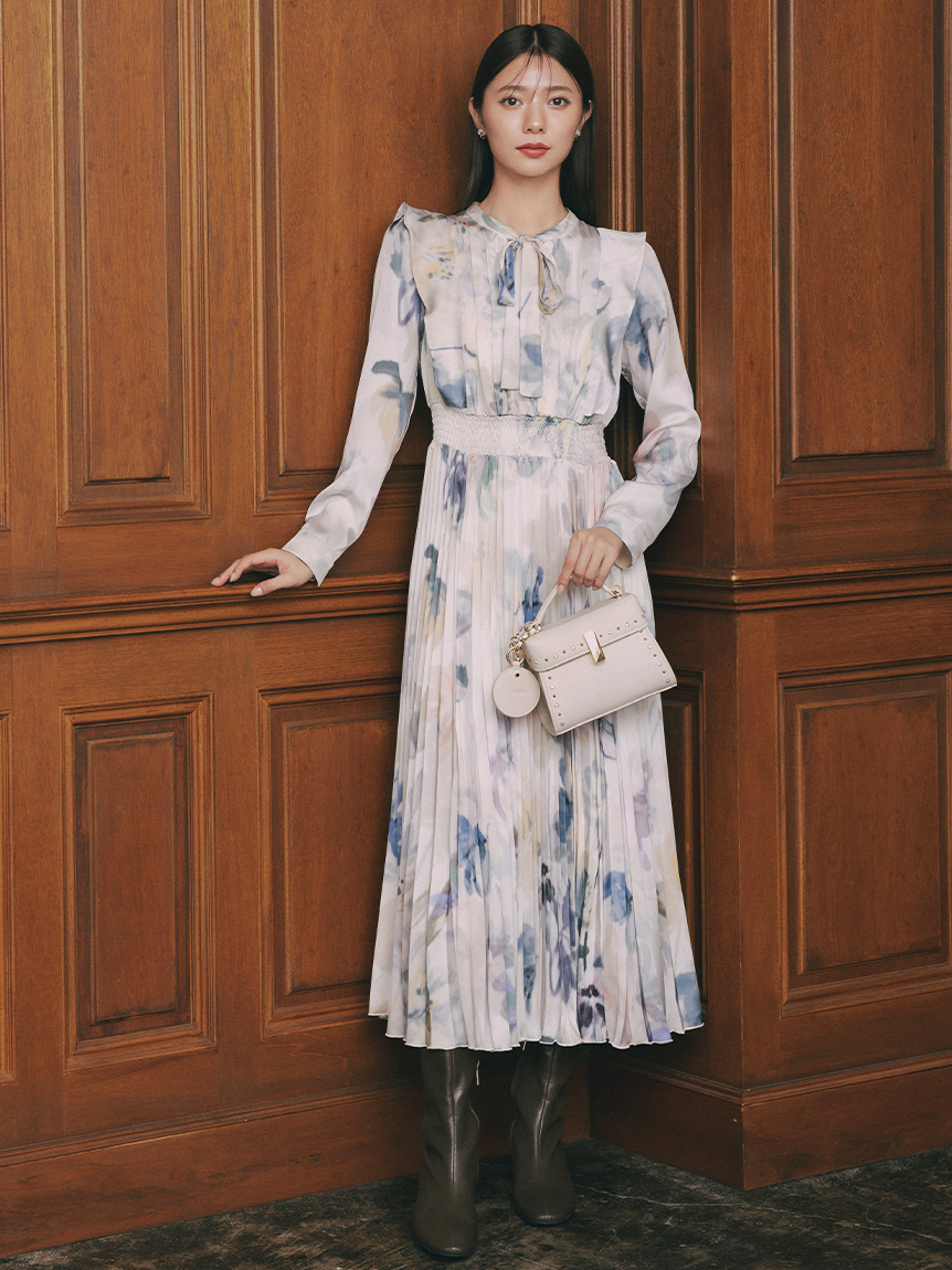セルフオード ミュテッドフローラルプリントワンピース(デイリーワンピース)｜DRESS