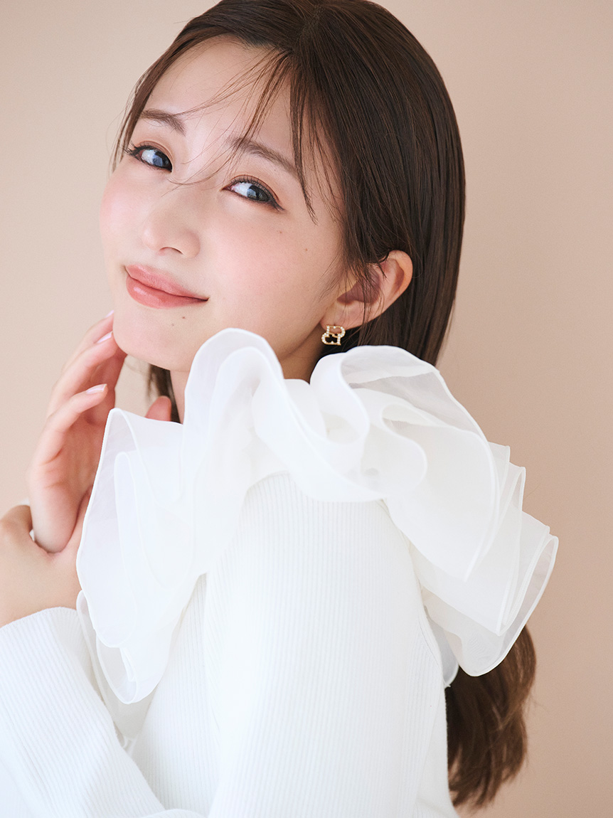 パールキャッチロゴビジューピアス(ピアス・イヤリング パールキャッチロゴビジューピアス(ピアス・イヤリング