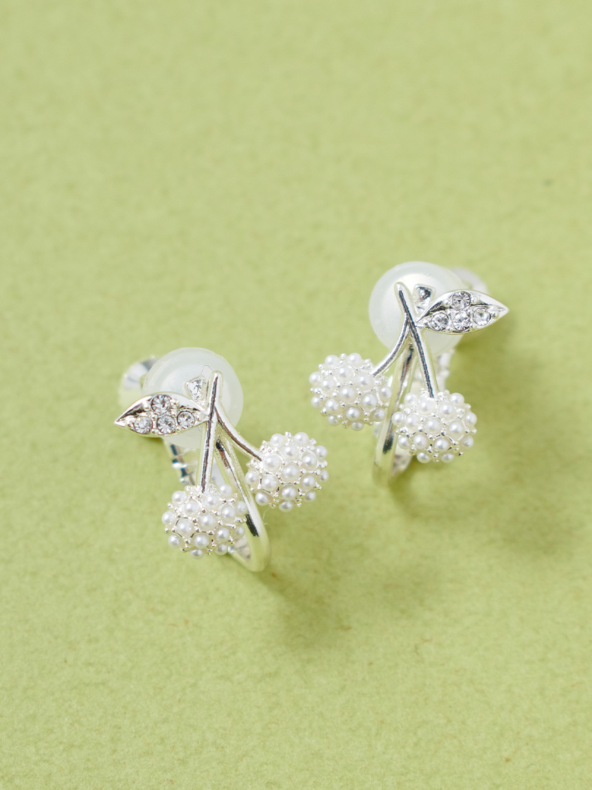 チェリーピアス celford ピアス ビジューチェリーピアスブローチ