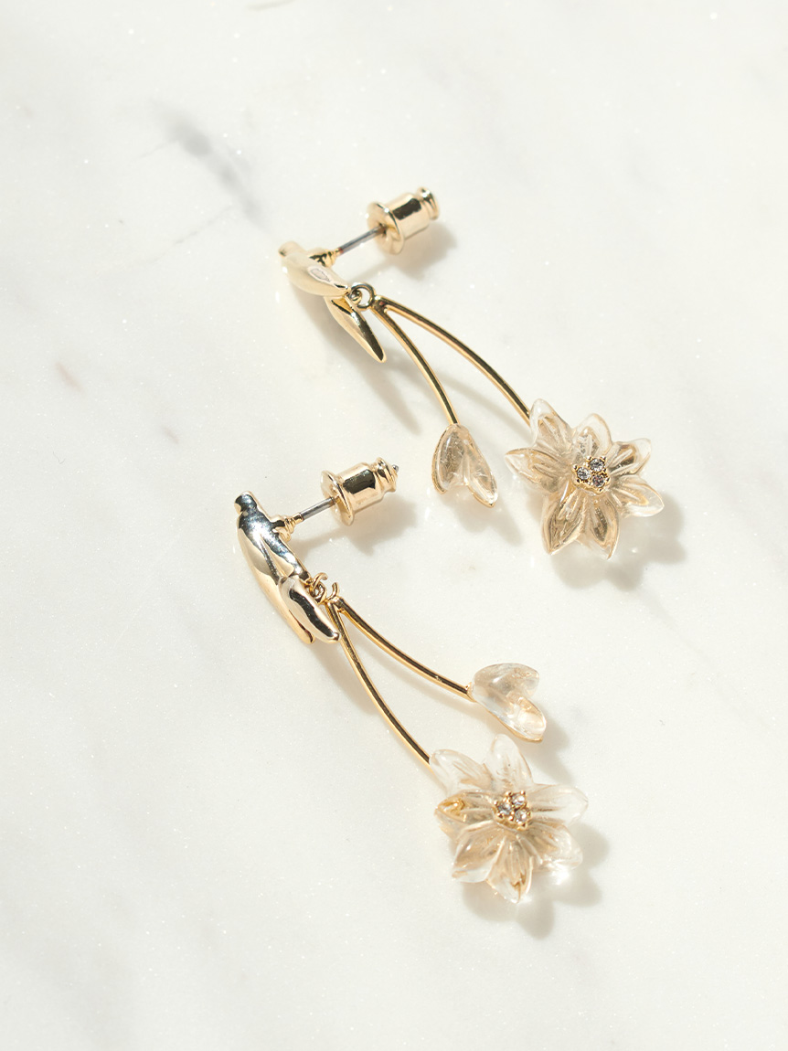 CELFORD×P.J. REDOUTEコラボ】フラワーピアス(ピアス・イヤリング CELFORD×P.J. REDOUTEコラボ】フラワーピアス(ピアス・イヤリング