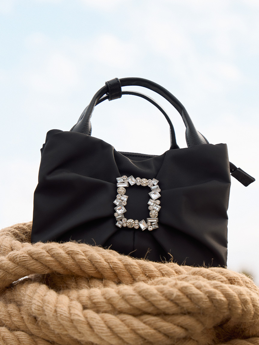 ビジュー付きリボンショルダーバッグ