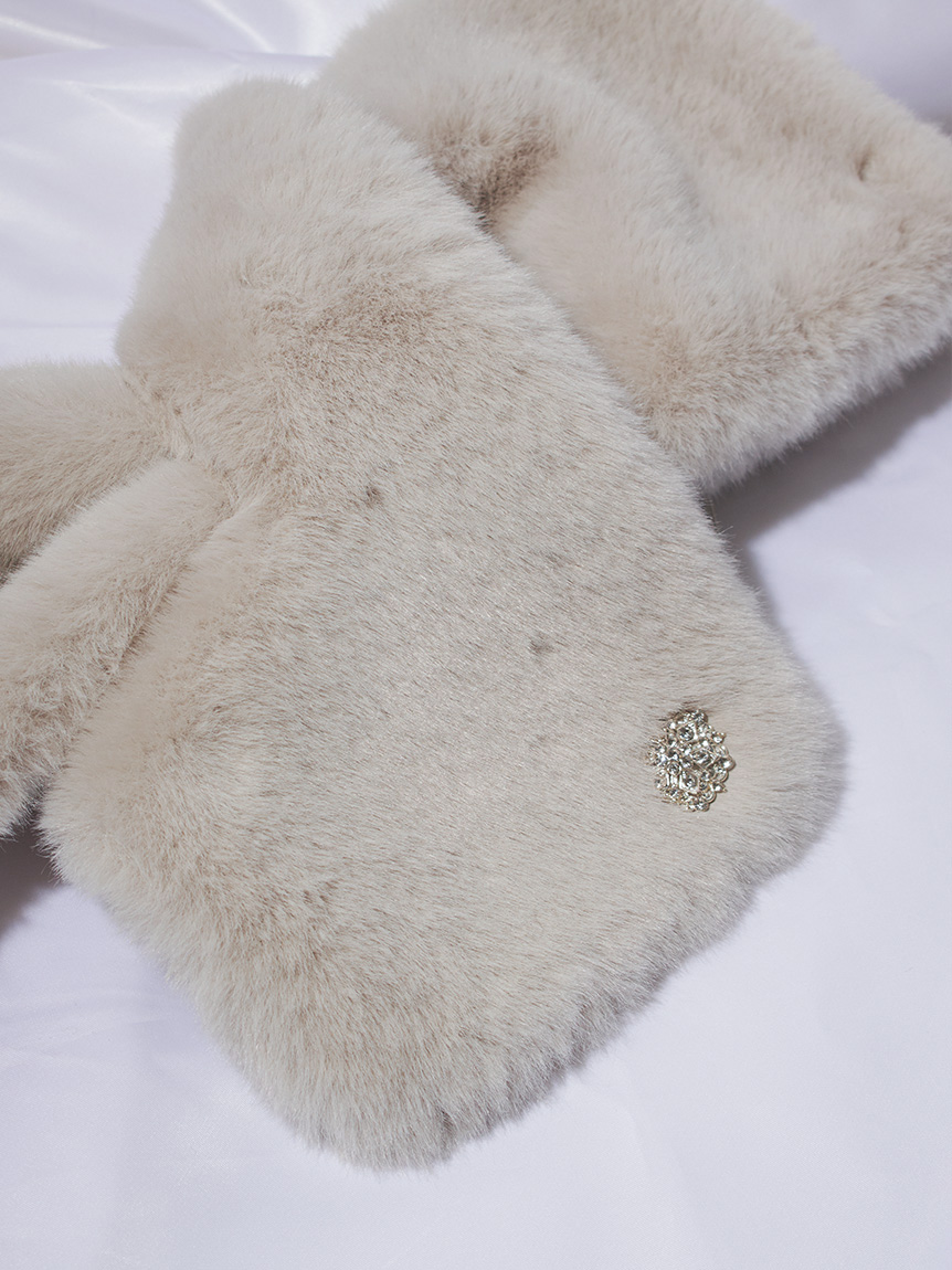 ビジュー付きフェイクファーストール(ショール・ストール)｜FASHION