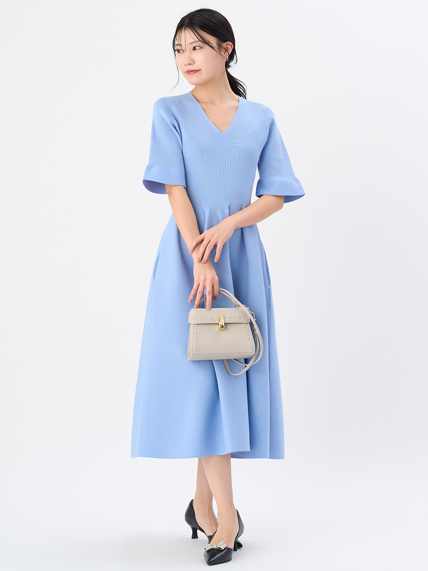 CELFORD 新品タグ付き★Vネックホールガーメントワンピース Vネックホールガーメントワンピース(デイリーワンピース)｜DRESS