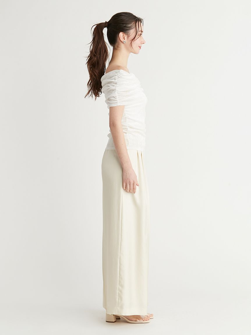 カップインベロアトップス オフショルチュールベロアトップス(カットソー)｜TOPS（トップス