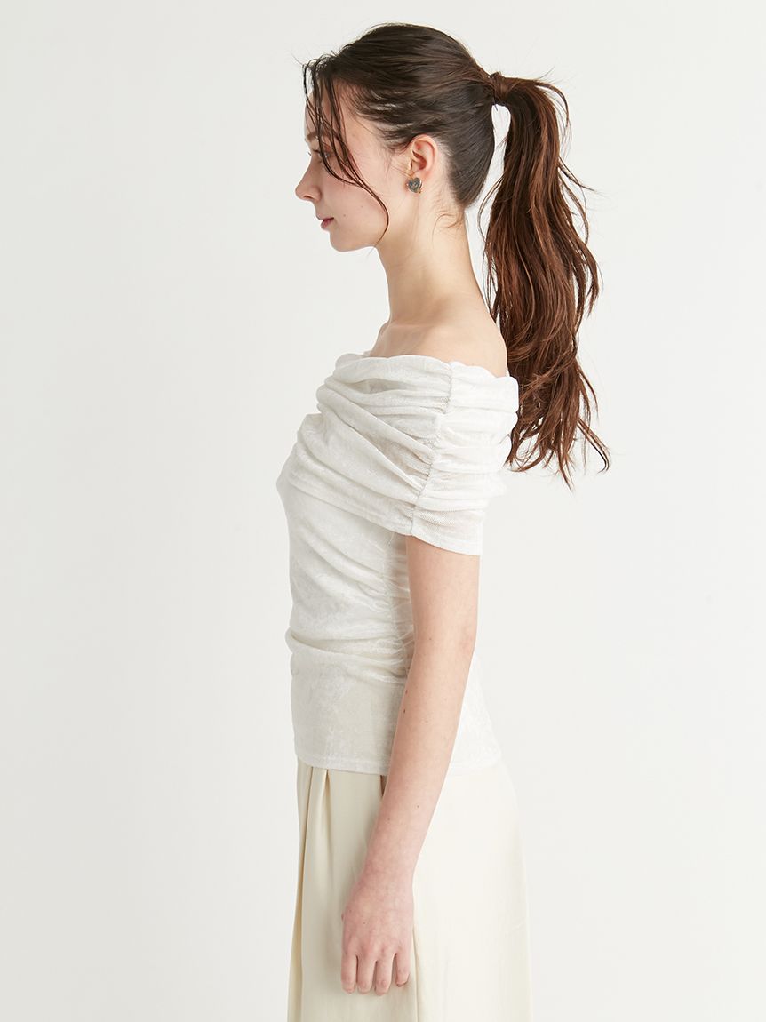 カップインベロアトップス オフショルチュールベロアトップス(カットソー)｜TOPS（トップス