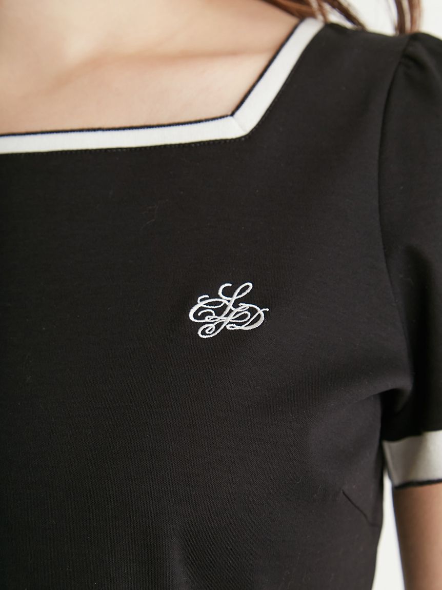 カリグラフィ刺繍Tシャツ(カットソー)｜TOPS（トップス