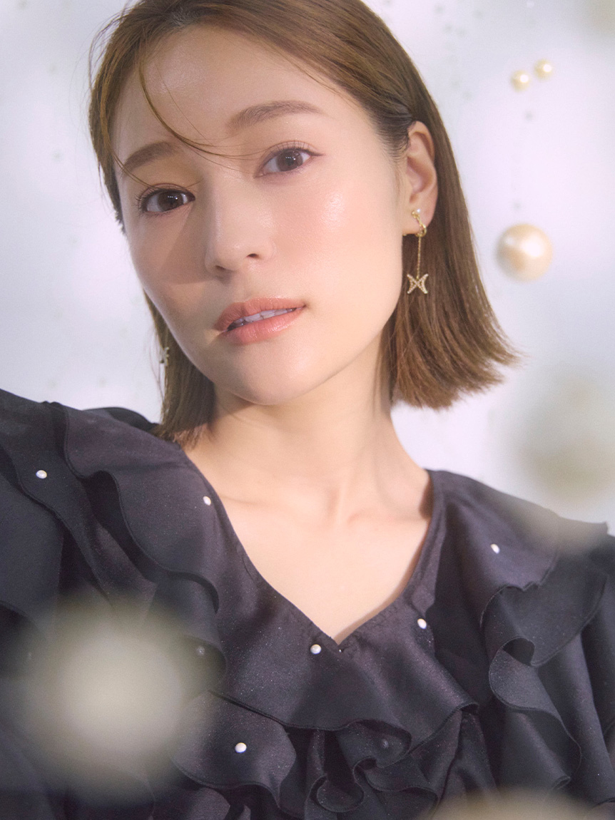 HANAE MORI×CELFORDコラボ】 パール付きフリルブラウス(ブラウス