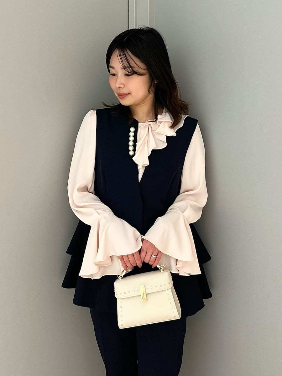 アシメラッフルブラウス(ブラウス・シャツ)｜TOPS（トップス