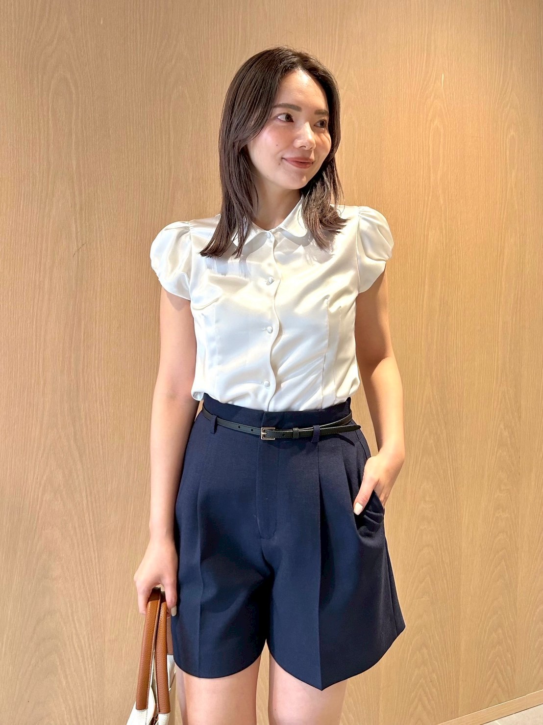 洗える】フロントスカラサテンブラウス(ブラウス・シャツ)｜TOPS