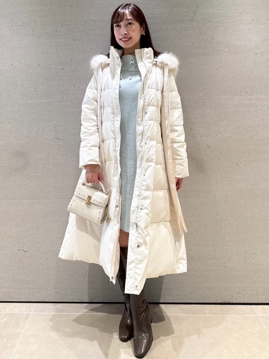 限定カラーあり】フードリボンロングダウンコート(コート)｜OUTER