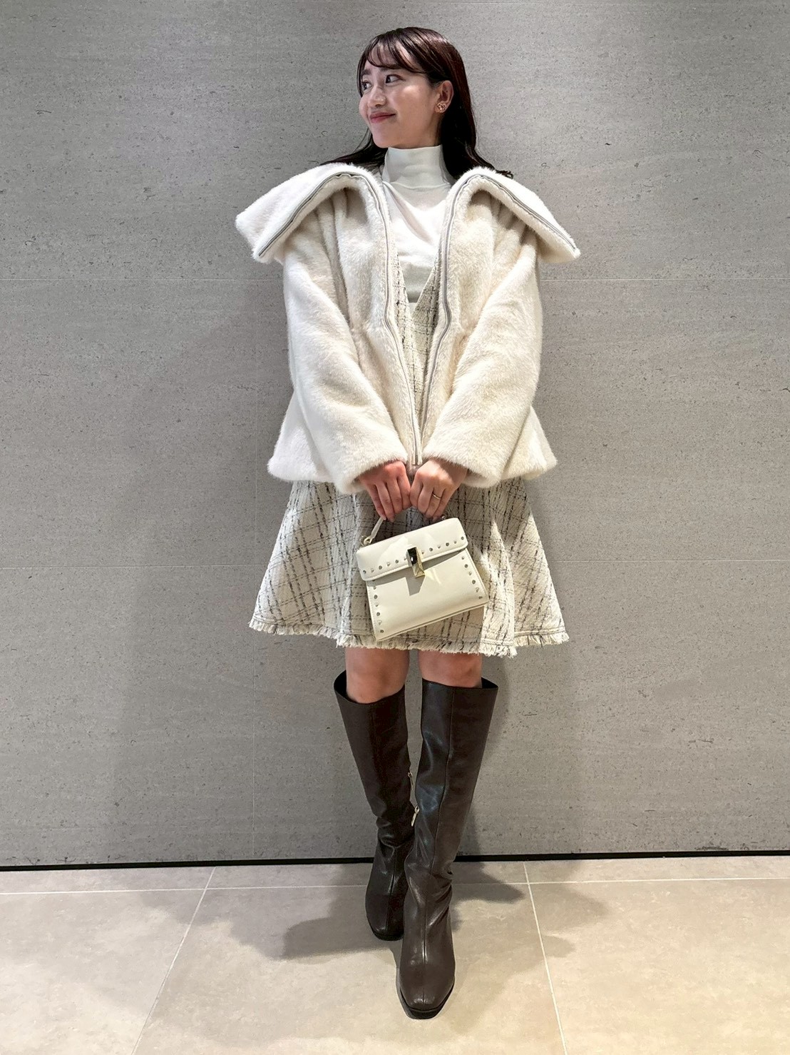 ビッグカラーペプラムファージャケット(ジャケット・ブルゾン)｜OUTER