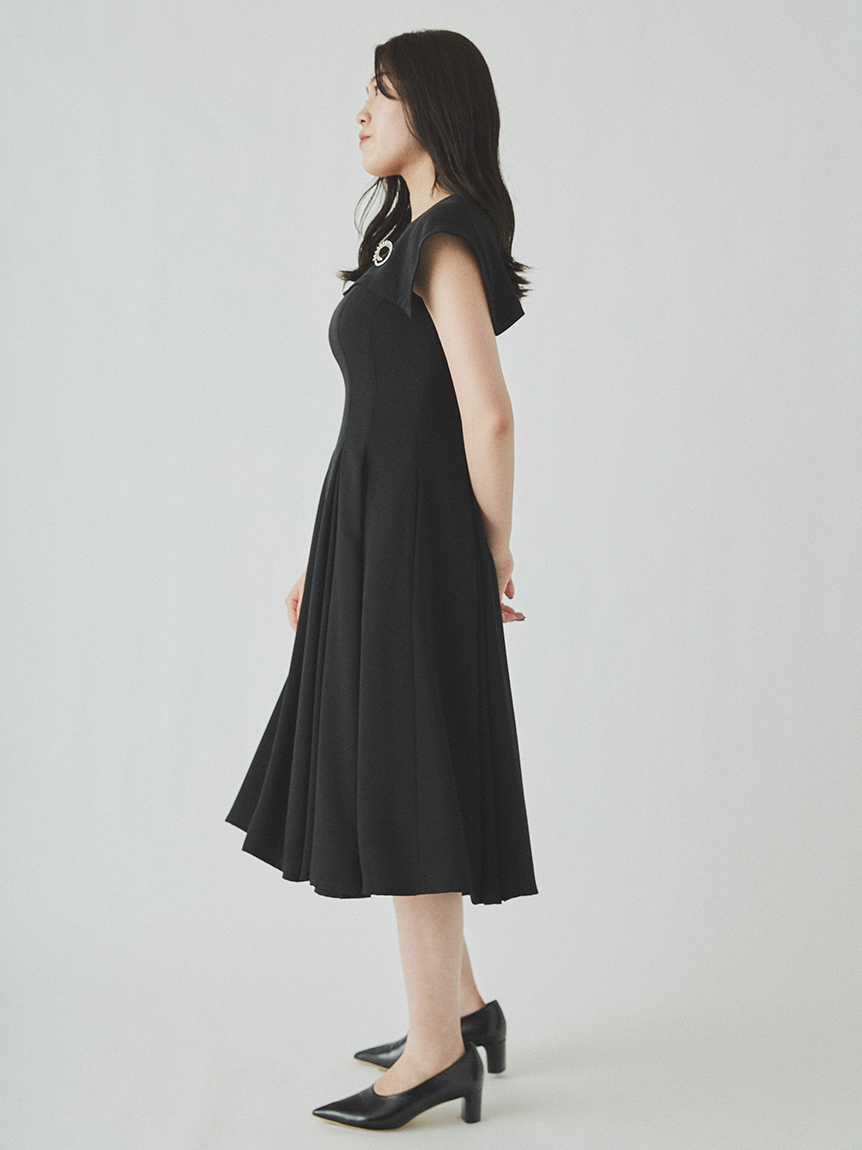 フレアカラーフィット フレアワンピース カットワンピース Dress ドレス Celford セルフォード の通販サイト 公式