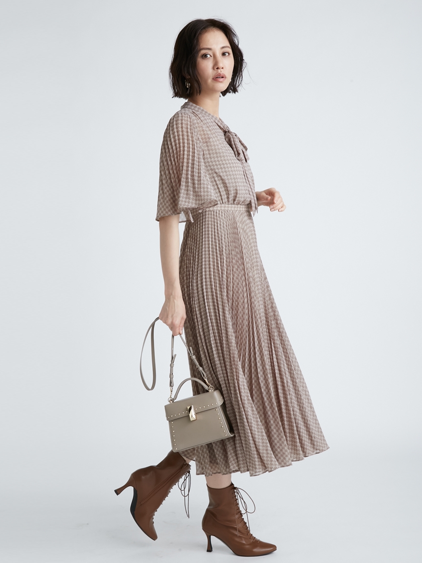 バリエーションプリーツワンピース 布帛ワンピース Dress ドレス Celford セルフォード の通販サイト 公式