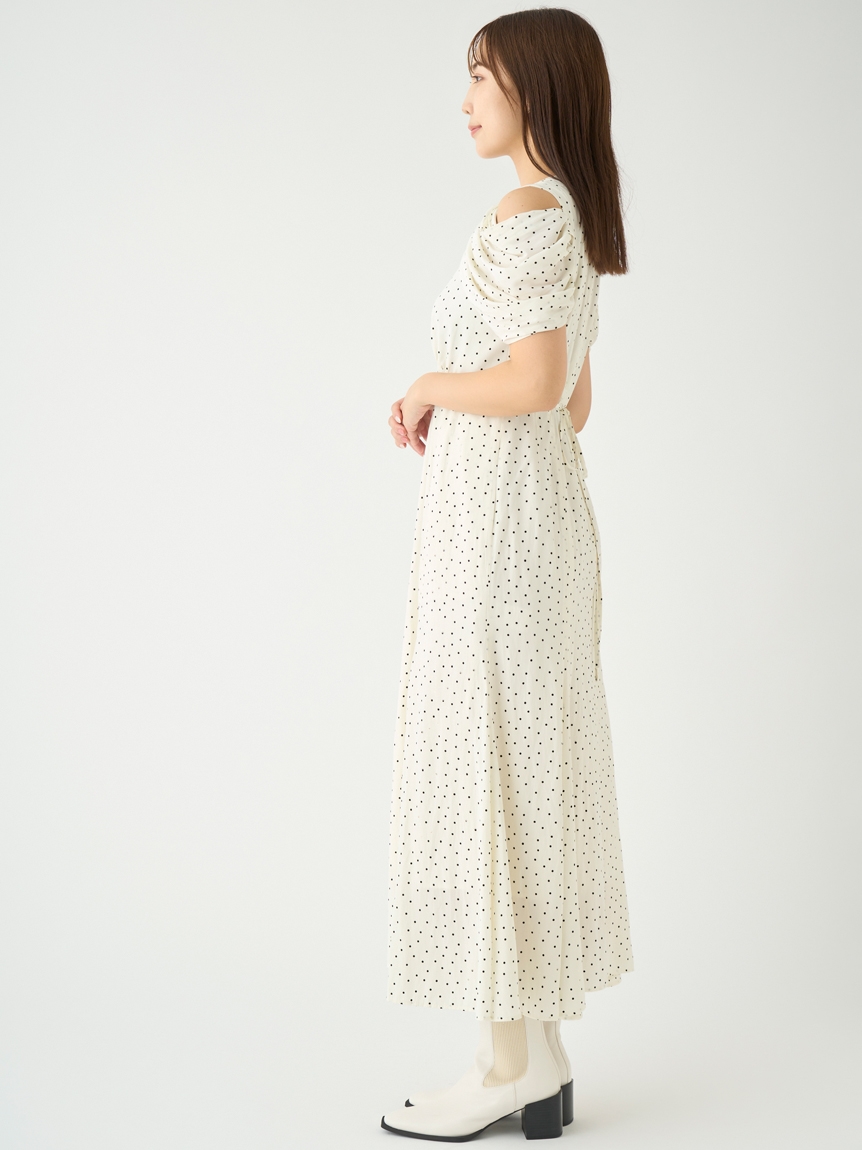 カットアウト割線ワンピース(デイリーワンピース)｜DRESS（ドレス