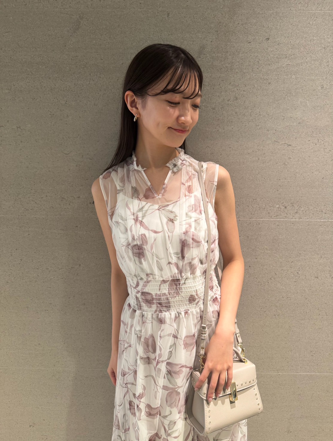 セルフォードレイヤードフラワープリントワンピース新作 レイヤードフラワープリントワンピース(デイリーワンピース