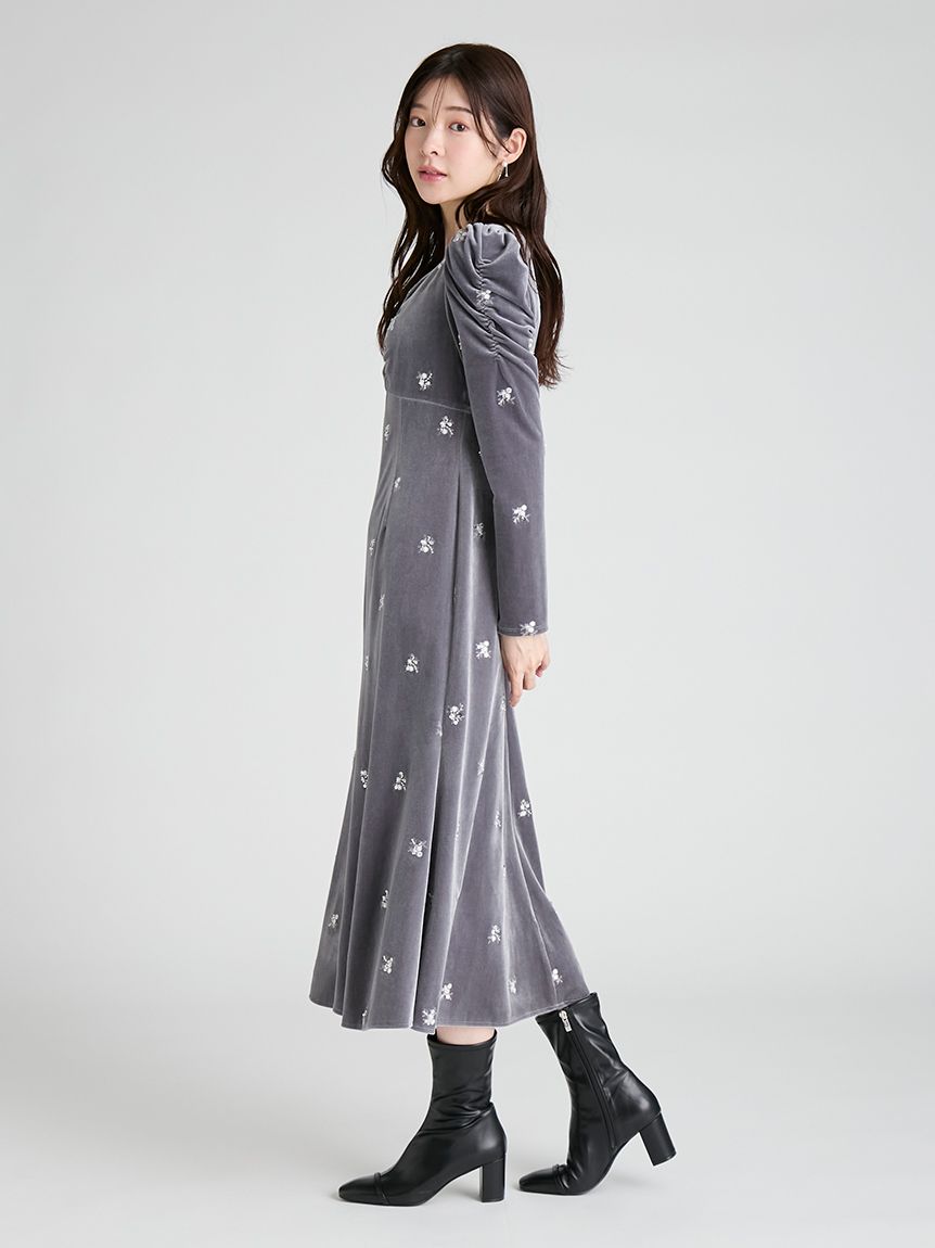 花柄刺繍ベロアワンピース(デイリーワンピース)｜DRESS（ドレス