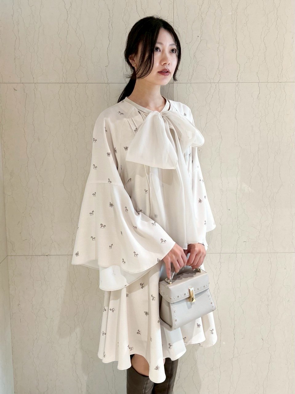 週末限定お値下げ　セルフォード　フロントファスナー　フレアワンピース　美品！ CELFORD（セルフォード）の「フィット＆フレアワンピース（ワンピース