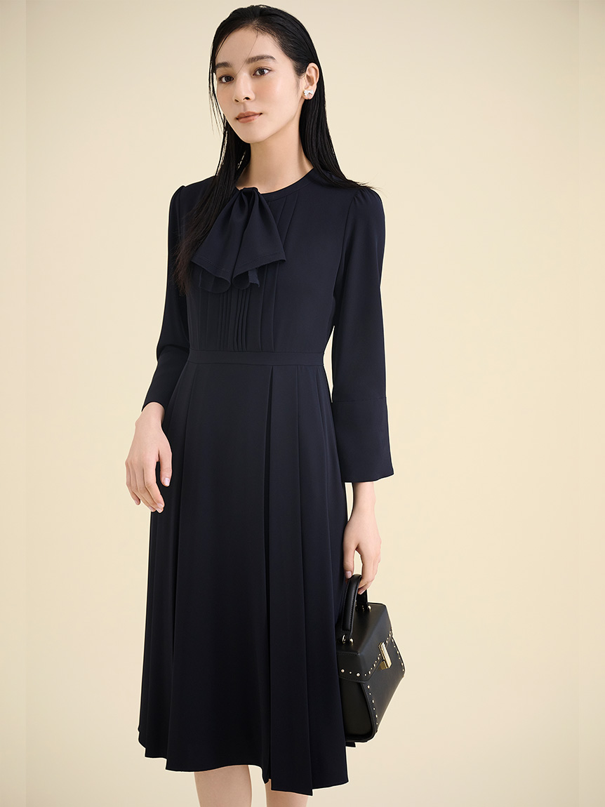 ピコ刺繍ボウタイワンピース(フォーマルワンピース)｜DRESS（ドレス