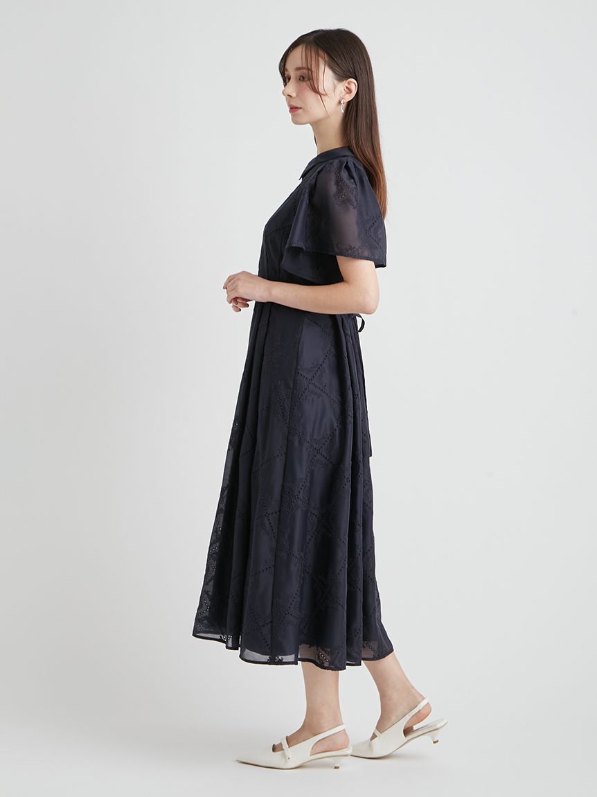 フラワーエンブロイダリーワンピース(デイリーワンピース)｜DRESS