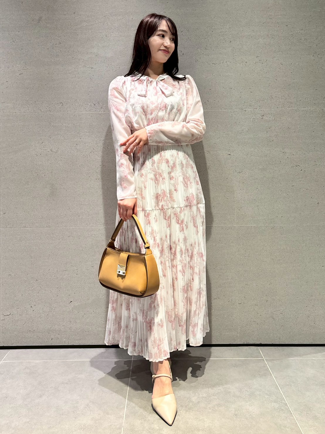 マーブルフラワープリントワンピース(デイリーワンピース)｜DRESS