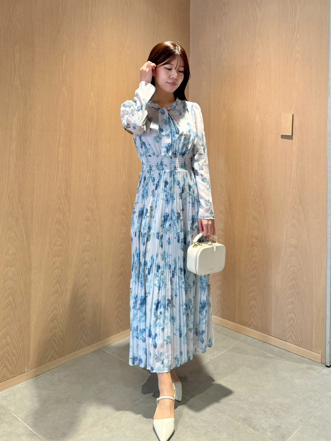 マーブルフラワープリントワンピース(デイリーワンピース)｜DRESS
