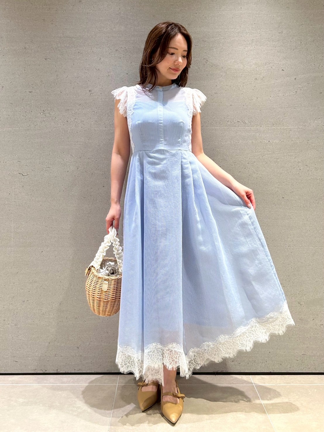 ストライプレーストリムワンピース(デイリーワンピース)｜DRESS