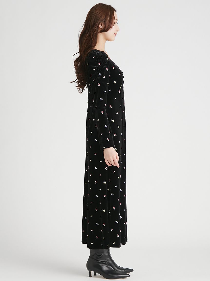 小花刺繍ベロアワンピース(デイリーワンピース)｜DRESS（ドレス